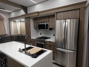 Salem Grand Villa 42VERANDA Photo