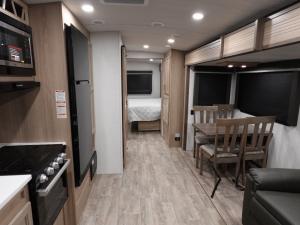 Outback 342CG Photo