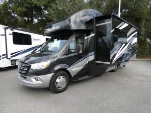 Tiburon Sprinter 24FB Photo