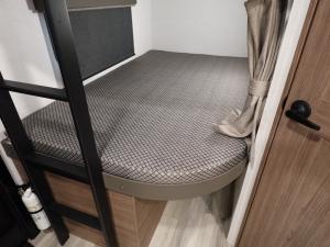 Delta 281BH Photo