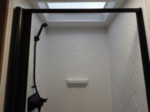 Delta 281BH Photo
