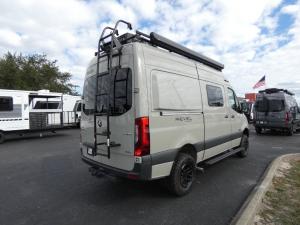 Revel Sport 44N Photo