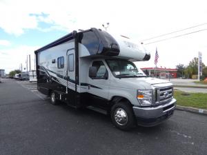 Cross Trail XL 22XG Ford E-350 Photo