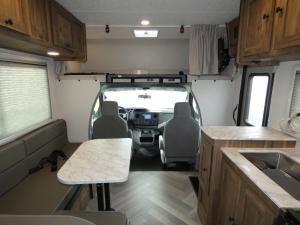 Cross Trail XL 22XG Ford E-350 Photo