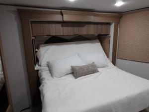 Wildwood Grand Lodge 42VERANDA Photo