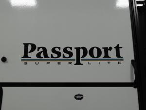 Passport Super Lite 2450RK Photo