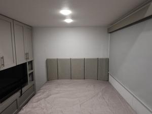 Avenue 38DBL Photo