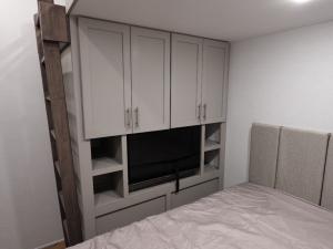 Avenue 38DBL Photo
