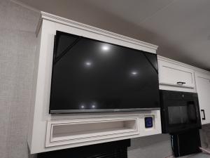 Eagle HT 29DDB Photo
