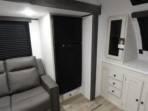 Northern Spirit Ultra Lite 2565FK Photo