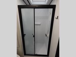 Northern Spirit Ultra Lite 2565FK Photo