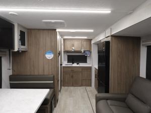Freedom Express Ultra Lite 22MLS Photo
