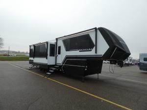Model G 3970 Photo