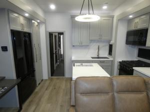 Model G 3970 Photo