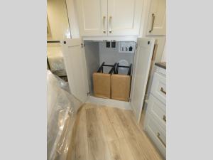 Model G 3970 Photo