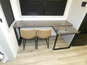 Model G 3970 Photo