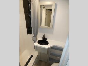 Model G 3970 Photo