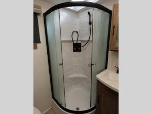 Freedom Express Ultra Lite 252RBS Photo