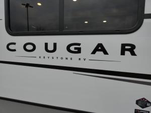 Cougar Half-Ton 25MLE Photo