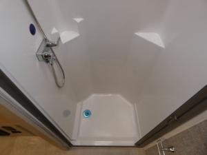 Wayfarer 25 XRW Photo