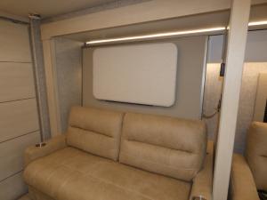 Wayfarer 25 XRW Photo