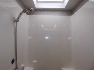 Wayfarer 25 XRW Photo