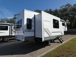 Roamer 264RLS Photo
