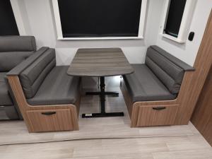 Passport Super Lite 2900BH Photo