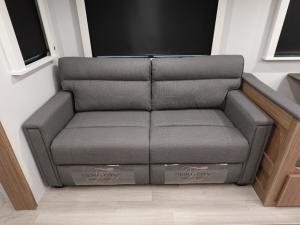 Passport Super Lite 2900BH Photo