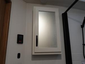 Passport Super Lite 2870RL Photo