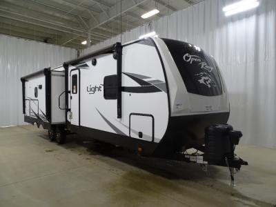 2023 rear living travel trailer