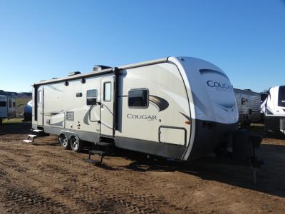 rv travel trailer with king bed
