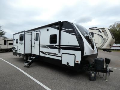 bunkhouse travel trailer with kitchen island