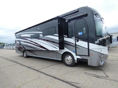 Armada 40M  Motor Home Class A - Diesel