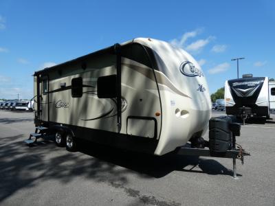 travel trailers for sale with king size bed