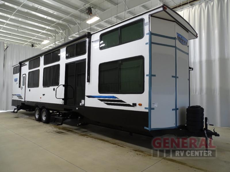 Salem Grand Villa 42VIEW Destination Trailer