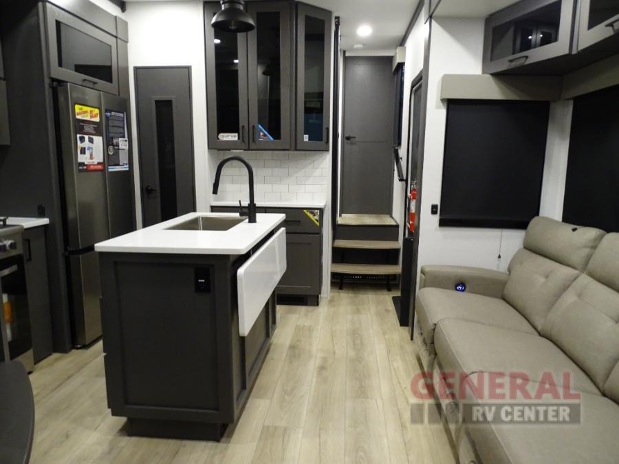 New 2024 Alliance RV Valor 36V11 Toy Hauler Fifth Wheel At General RV   Unit Photo 202401170508036750316338 