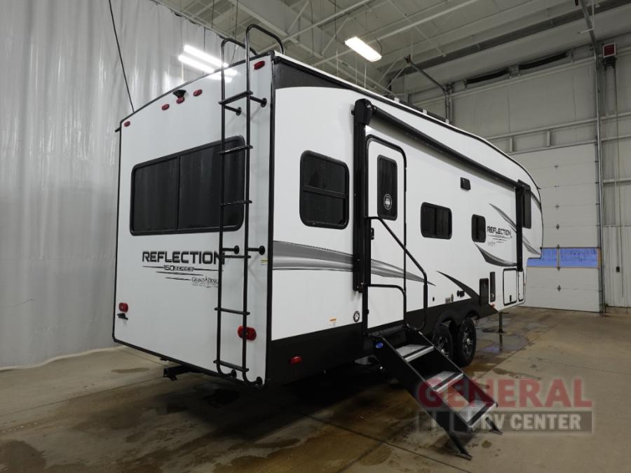 RV listing image