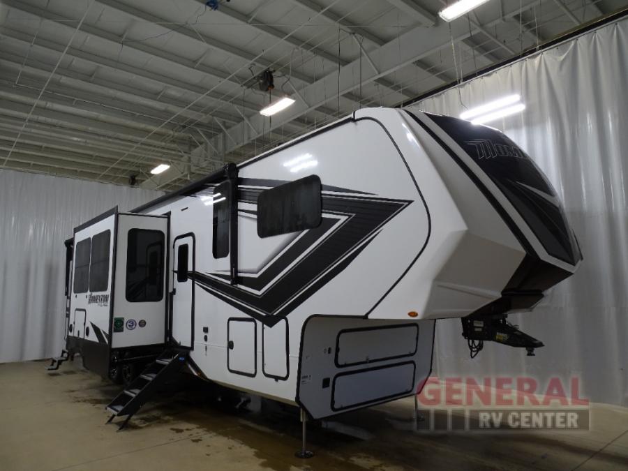 2024 Grand Design RV momentum 381ms