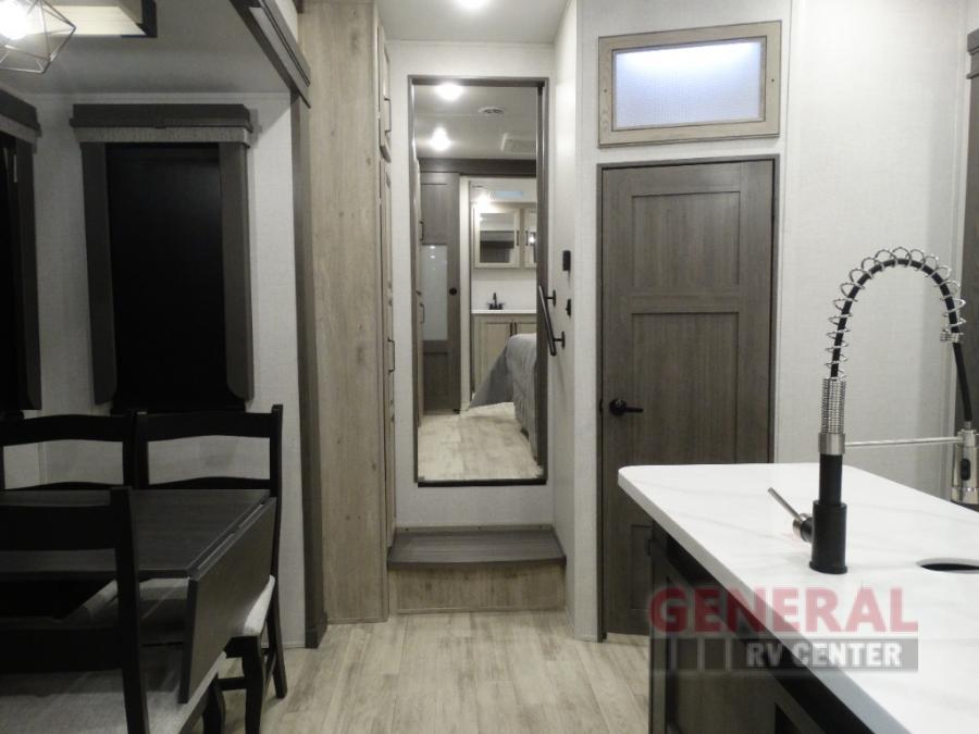 2024 Keystone RV 3700fl