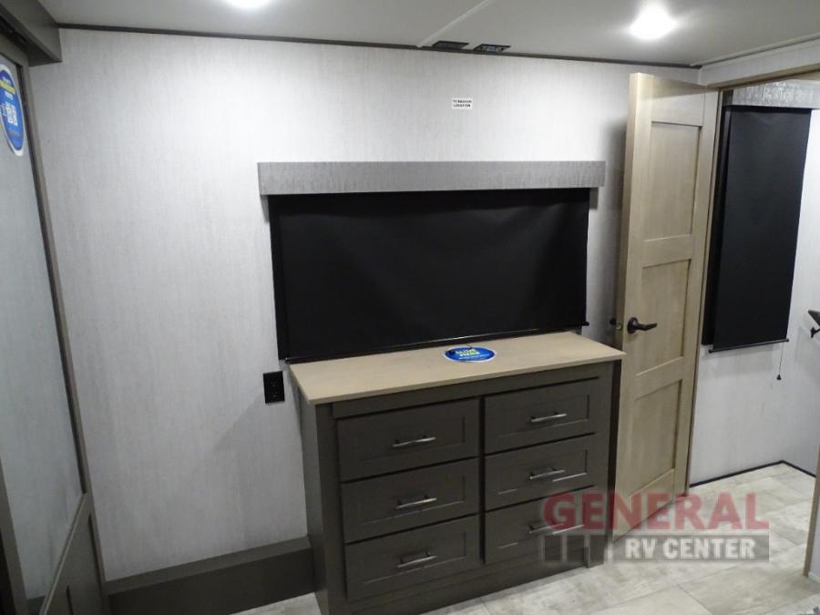 2024 Grand Design RV momentum 351ms