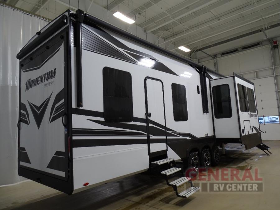 2024 Grand Design RV momentum 398m