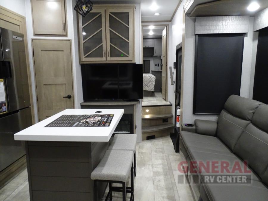 2024 Grand Design RV momentum 398m