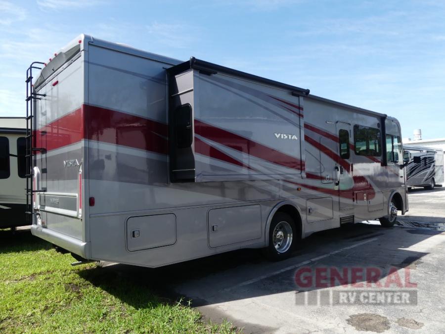 2024 Winnebago 33k