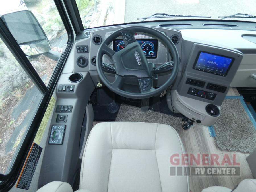 2025 Winnebago 38w