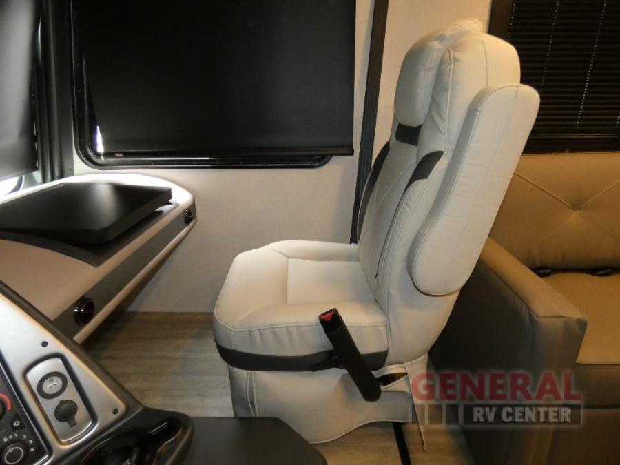 2025 Coachmen RV pursuit 27xps