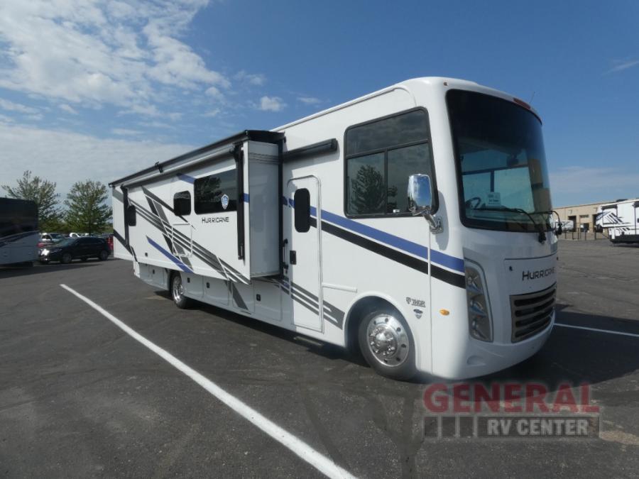 2025 Thor Motor Coach hurricane 34r