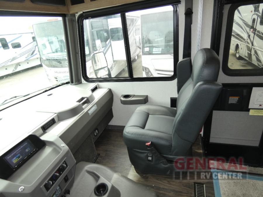 2025 Winnebago vista 29np