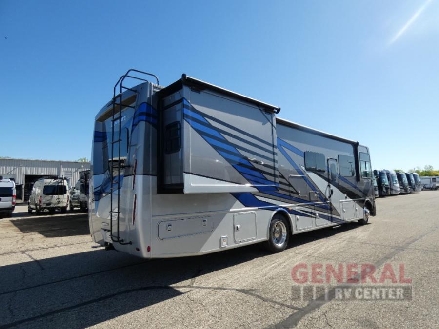 2025 Thor Motor Coach dd35