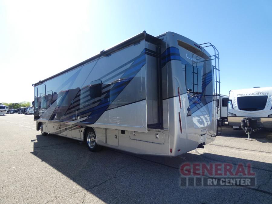 2025 Thor Motor Coach dd35